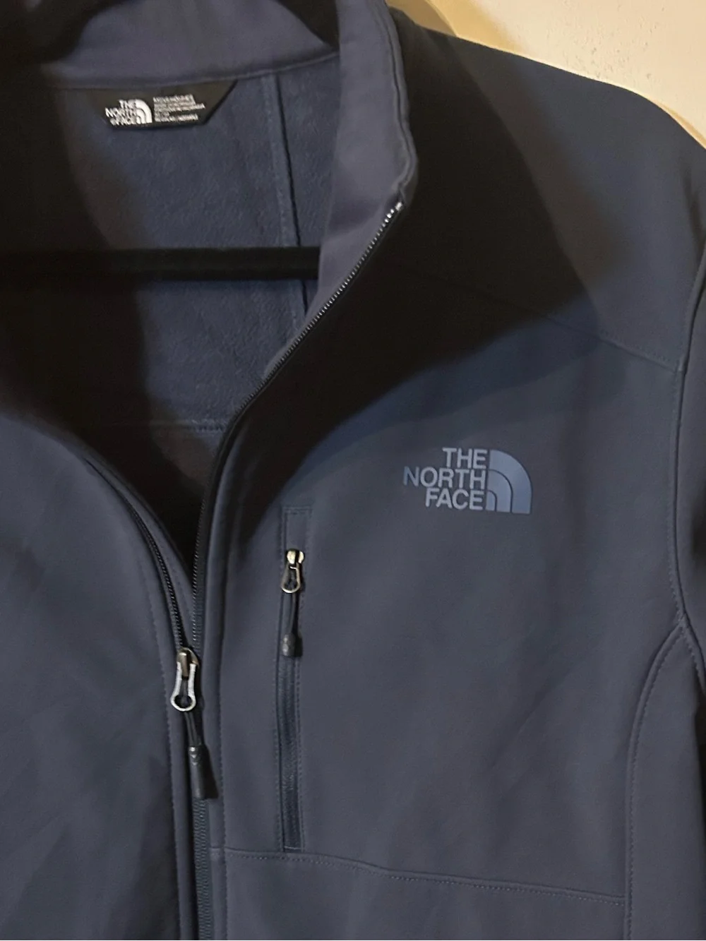 The North Face Men’s Zip Jacket size M